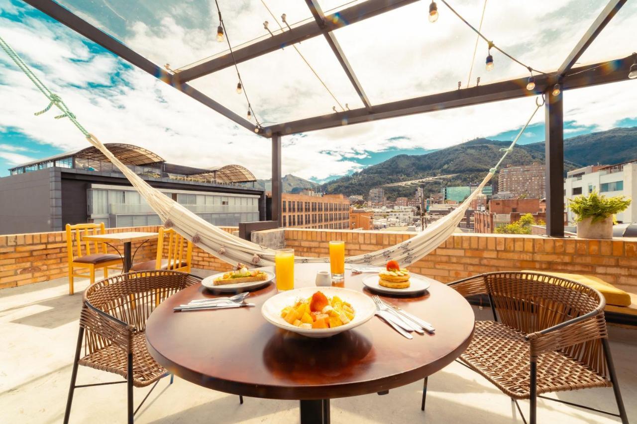 Ramada Bogota Parque 93 Hotel Bagian luar foto