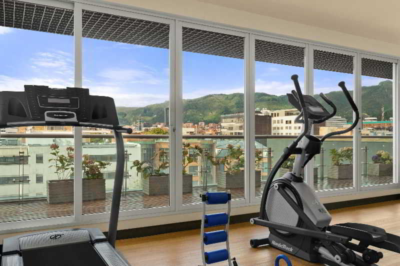 Ramada Bogota Parque 93 Hotel Bagian luar foto